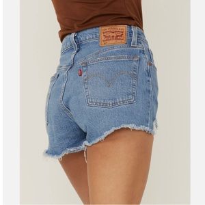 Levi Strauss and Co. 501 hi rise jeans shorts size 26 waist